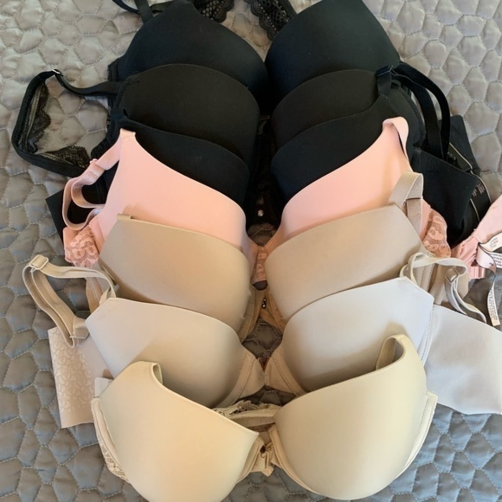 Victoria’s Secret Bras x 7, 32DD